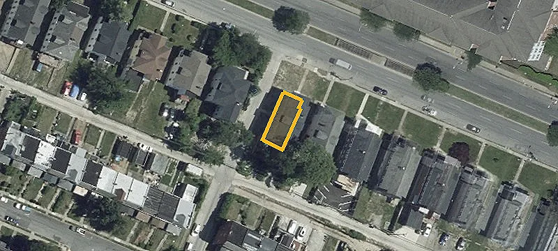 Renovated Detached Triplex