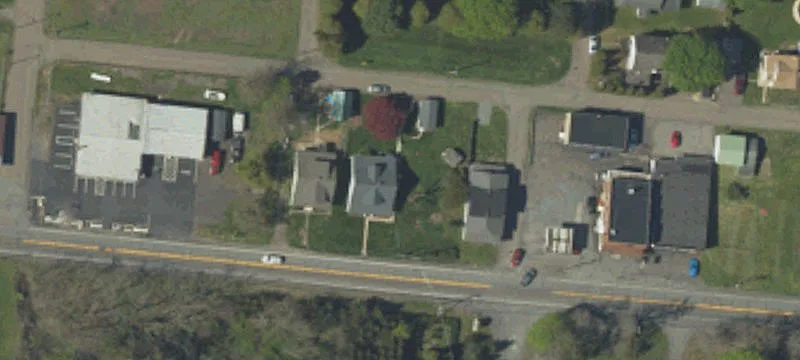 Flex Building with Garage Bay
