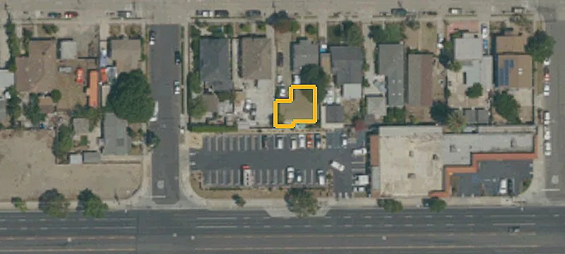 Remodeled Duplex with Covered Parking