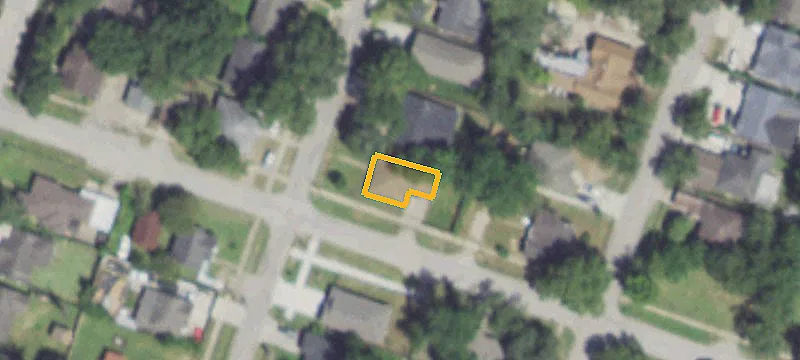 Updated Duplex with Fenced Yard