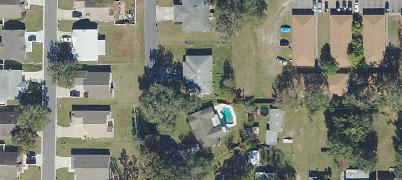 Half-Duplex with Fenced Yard