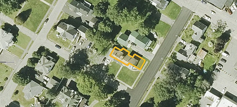 Duplex With Bonus Room