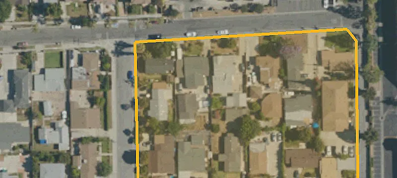 Duplex With Two Detached Units