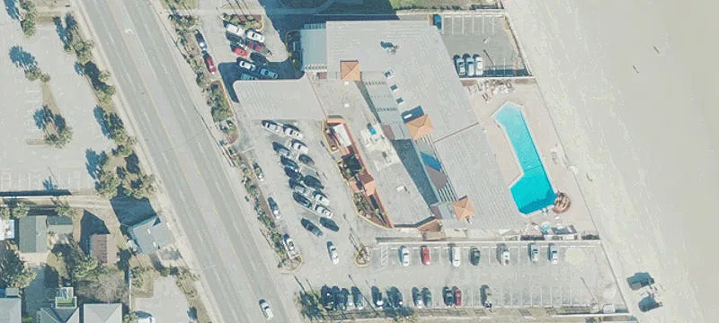 Ground-Floor Beachfront Condo-Hotel