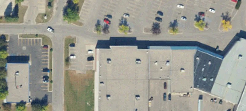 Open-Layout Retail Space