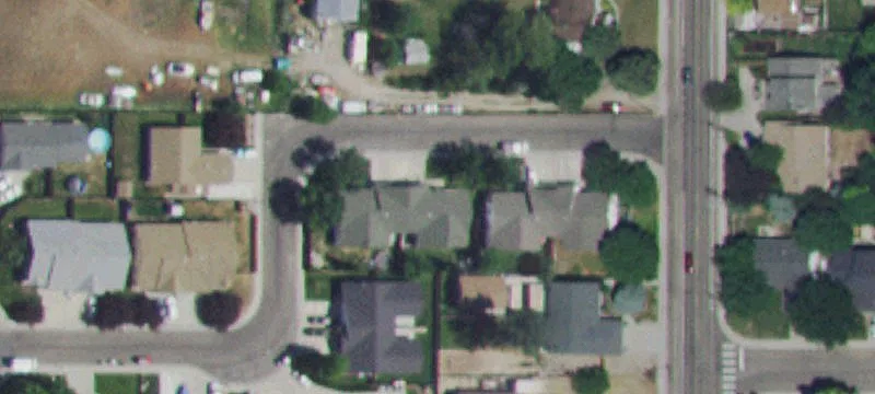 New-Roof Duplex with Garages