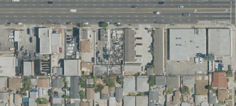 Freestanding Auto Repair Shop