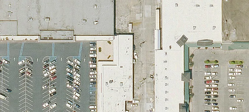 Open-Plan Retail Space