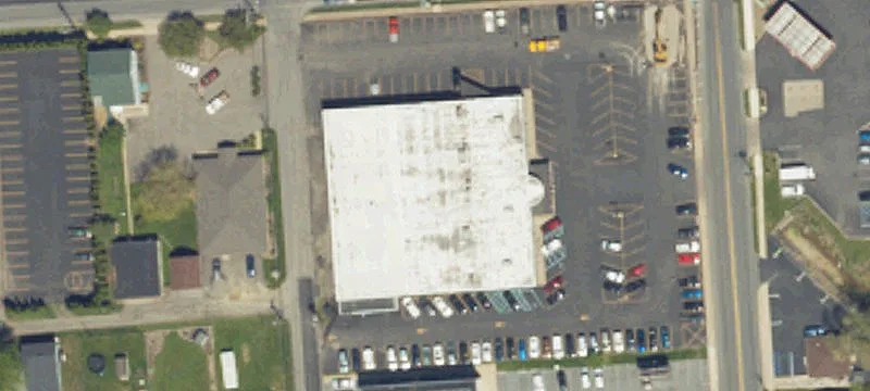 Bowling Alley with Expansion Potential