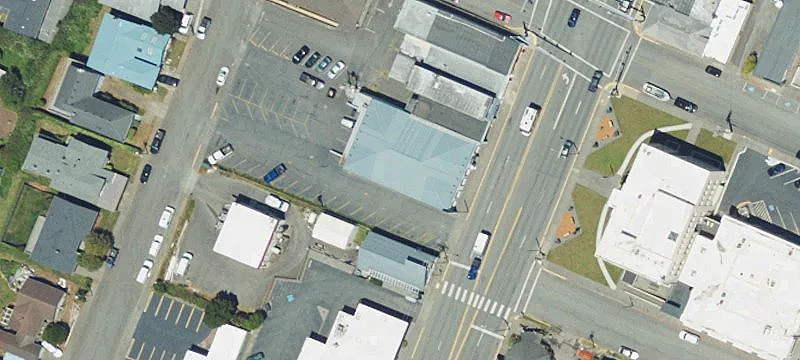 Office Building with Development Parcel