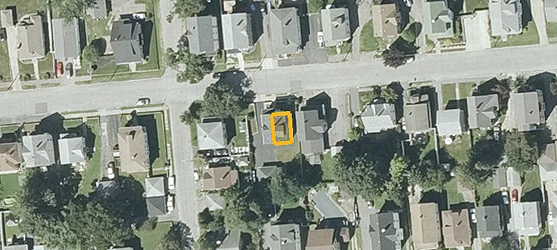 Updated Triplex with Parking