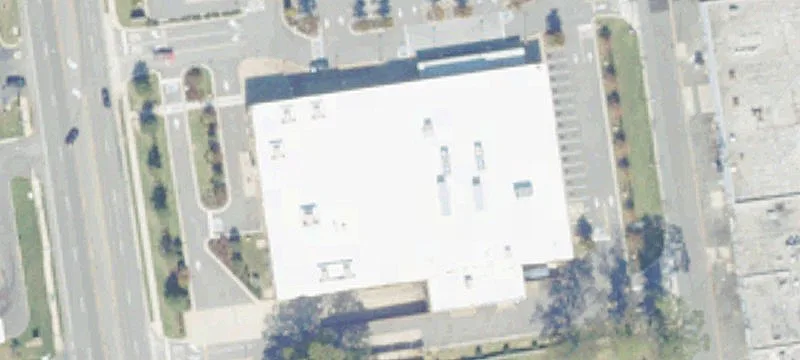 Freestanding Grocery and Convenience Store