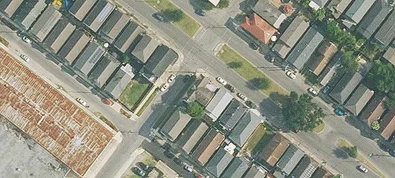 Mixed-Use Property with Apartment