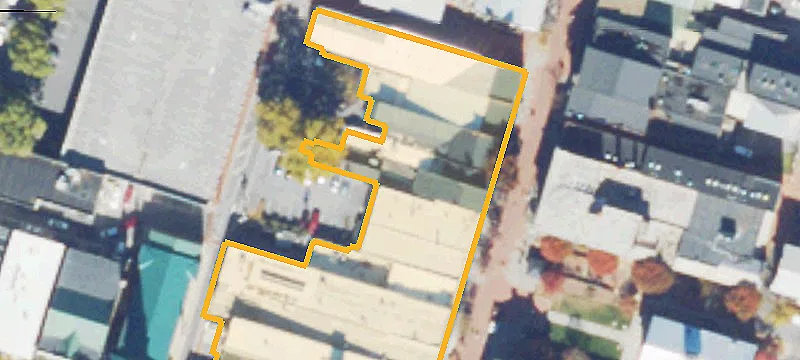 Walking Mall Storefront