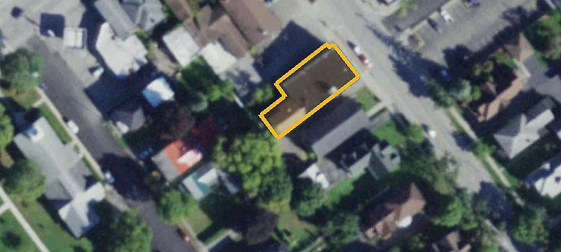 Updated 11-Unit Apartment Building