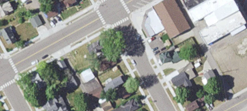 Up/Down Duplex with Garage