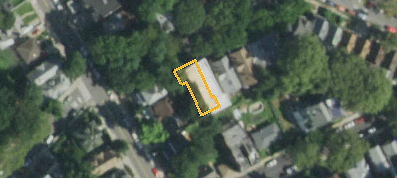 7-Unit Apartment Building