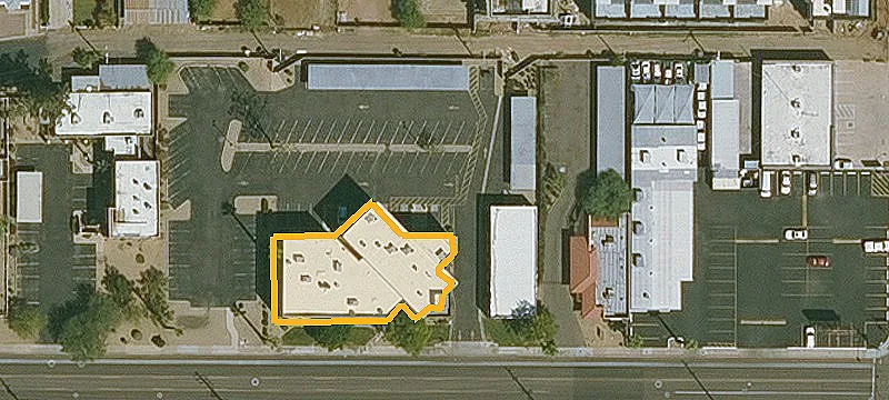 Office Building With Private Parking