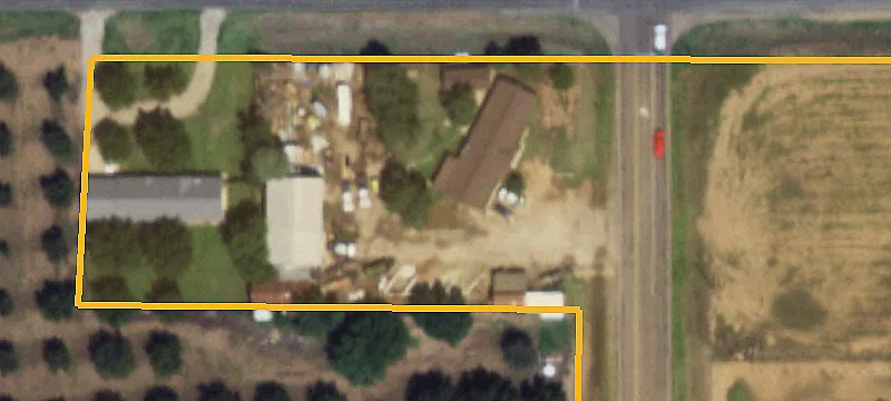 Insulated Flex Space with Yard