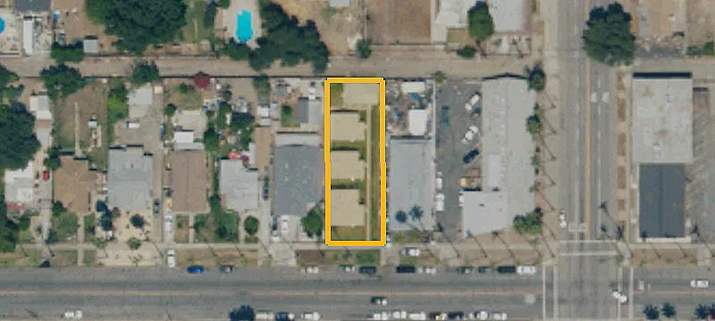 Detached Triplex With Garage