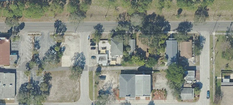 10-Unit Apartment Building