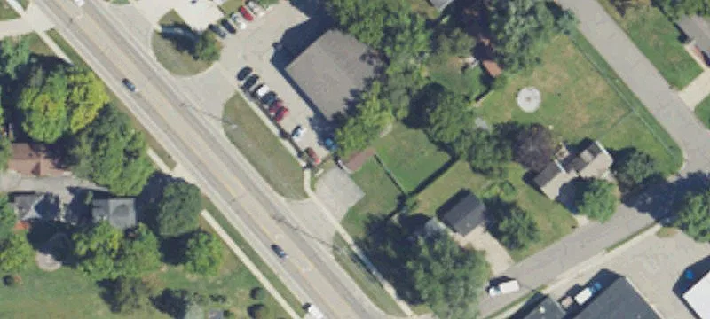 Flexible Storefront Property