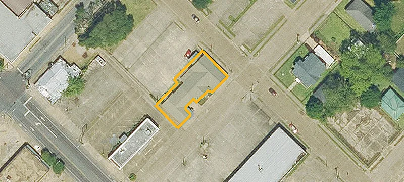 Specialty Property with Flexible Layout