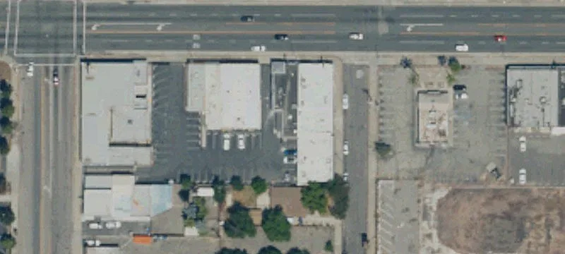 Restaurant Building with Commercial Kitchen
