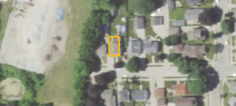 Duplex with Private Parking