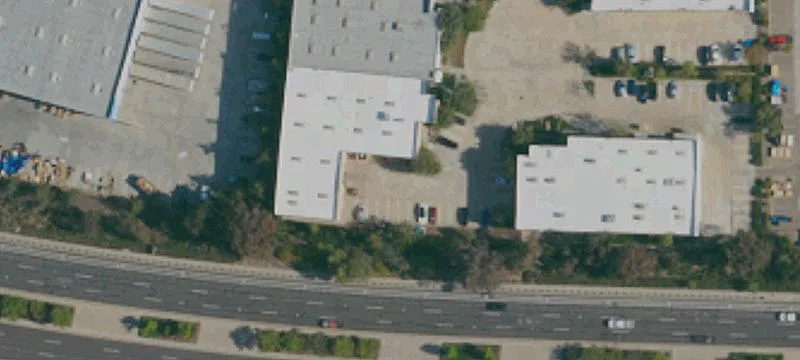 Warehouse With Grade-Level Loading