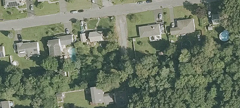 Three-Parcel Land Package