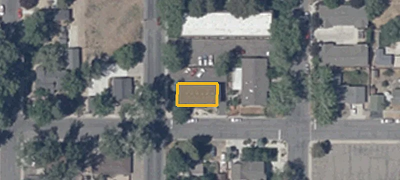 4-Unit Apartment Building