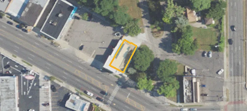 Mixed-Use Building with Divisible Retail