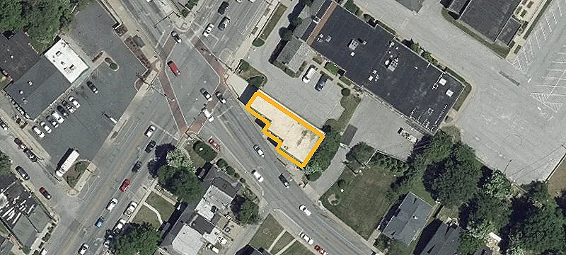 Multi-Tenant Mixed-Use Property