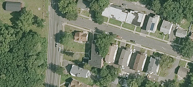 Fully Occupied 9-Unit Apartment Building