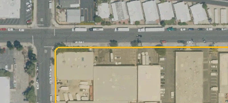 Single-Tenant Warehouse Building