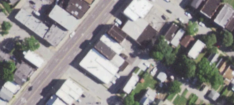 Mixed-Use Property With Auto Shop