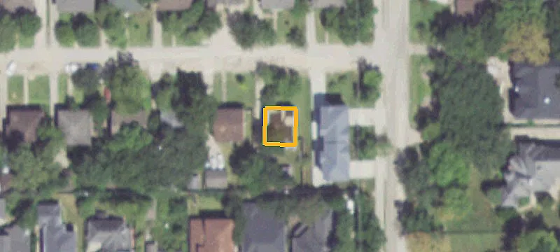 Triplex With Garage Apartment