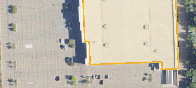 Retail Space Near Major Retailers
