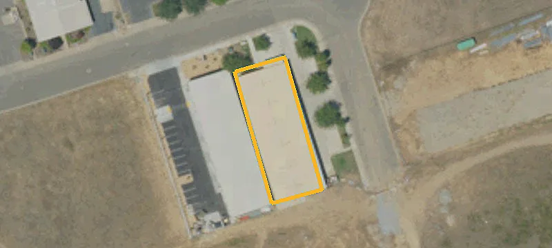 Industrial Warehouse with Roll-Up Doors