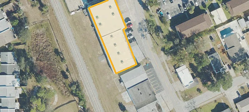 Dock-High Warehouse Space