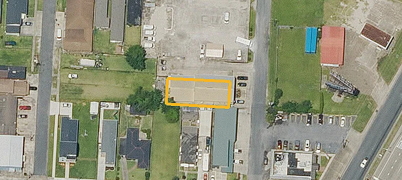 Flex Space with Fenced Yard