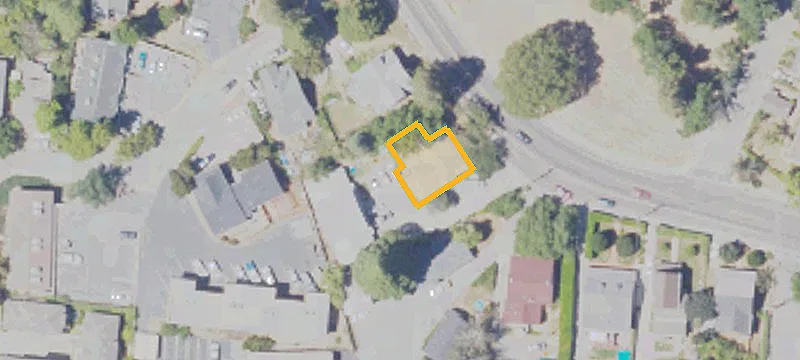 Six-Unit Apartment Building with Parking
