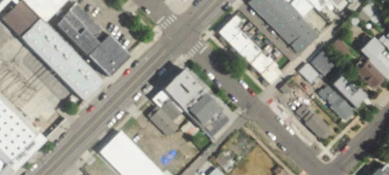 Three-Story Live-Work Space