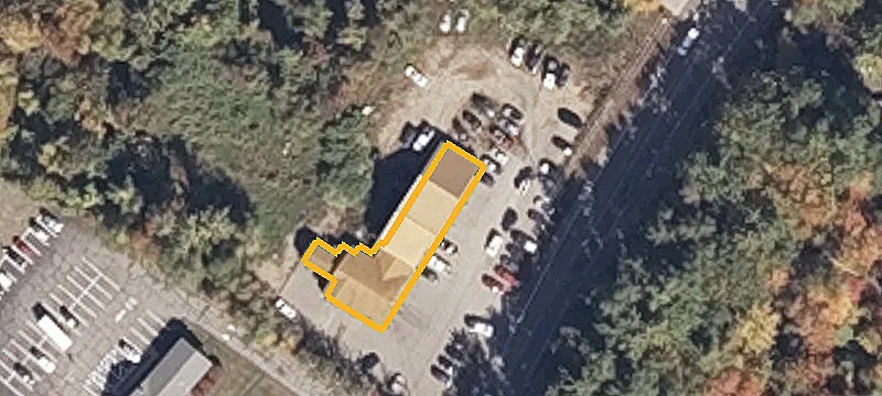 Auto Repair Shop with Multiple Doors