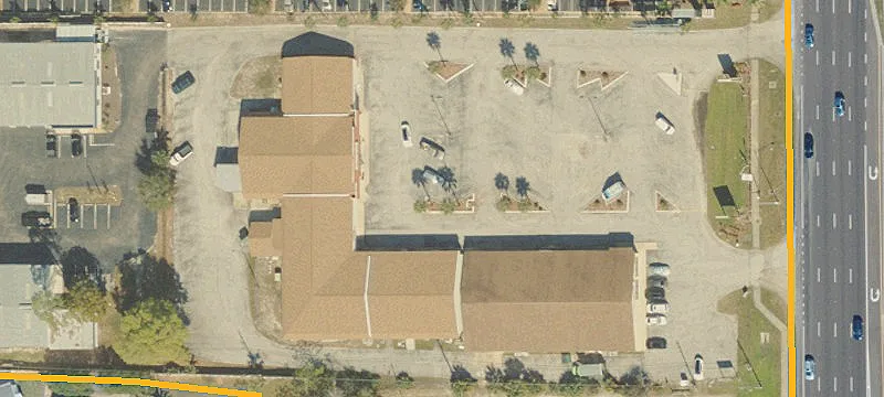 Remodeled Retail Space with Highway Visibility
