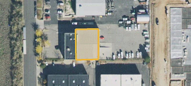 Flex Space With Secured Yard