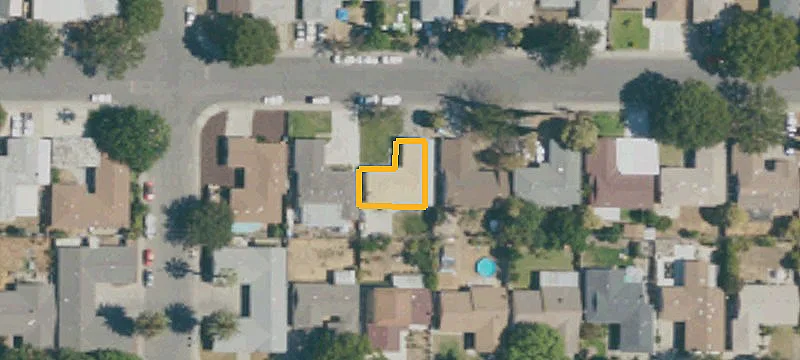 Corner-Lot Duplex