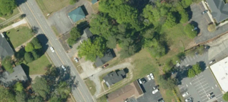 Retail Building with Parking