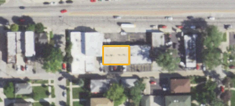 Restaurant Ground Lease With Pylon Sign